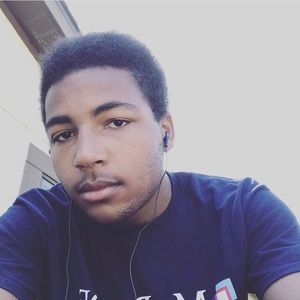 Meet your Posher, Leland